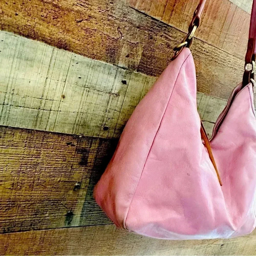 Hobo International Delilah Pink Leather Shoulder Convertible Bag - Picture 5 of 12